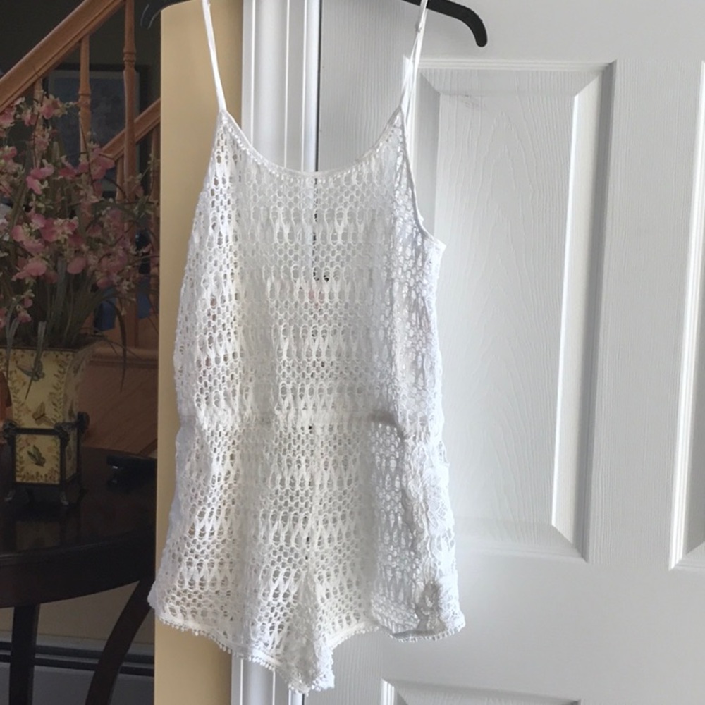 Victoria’s Secret beach jumper NWT size large